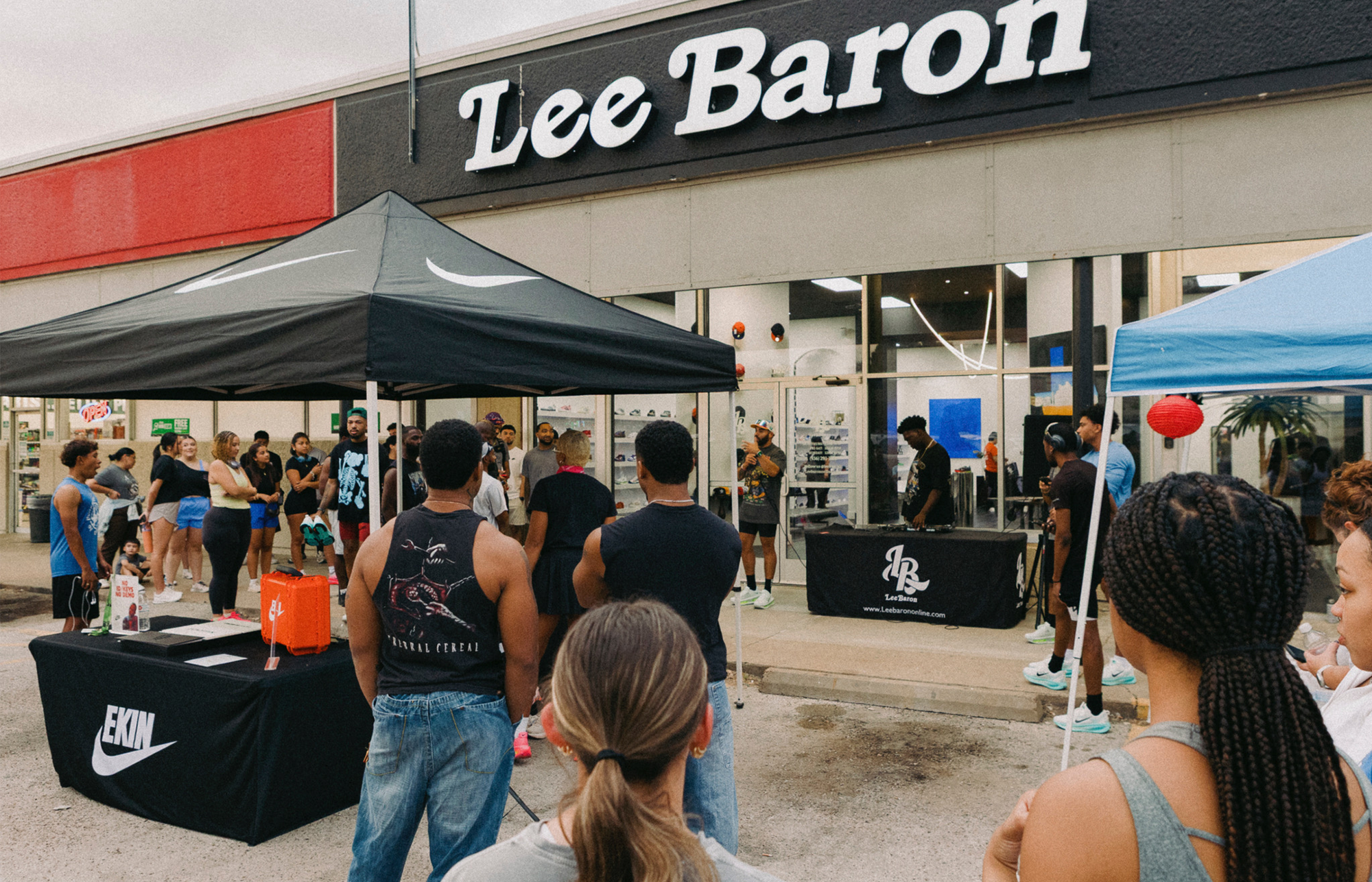 Nike x Lee Baron Run Club: Set the Pace. Defy Gravity. 10/23/25