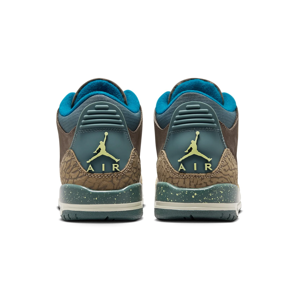 Grade School Air Jordan 3 Retro 'Olive Grey/Green Abyss' - IB7066-001