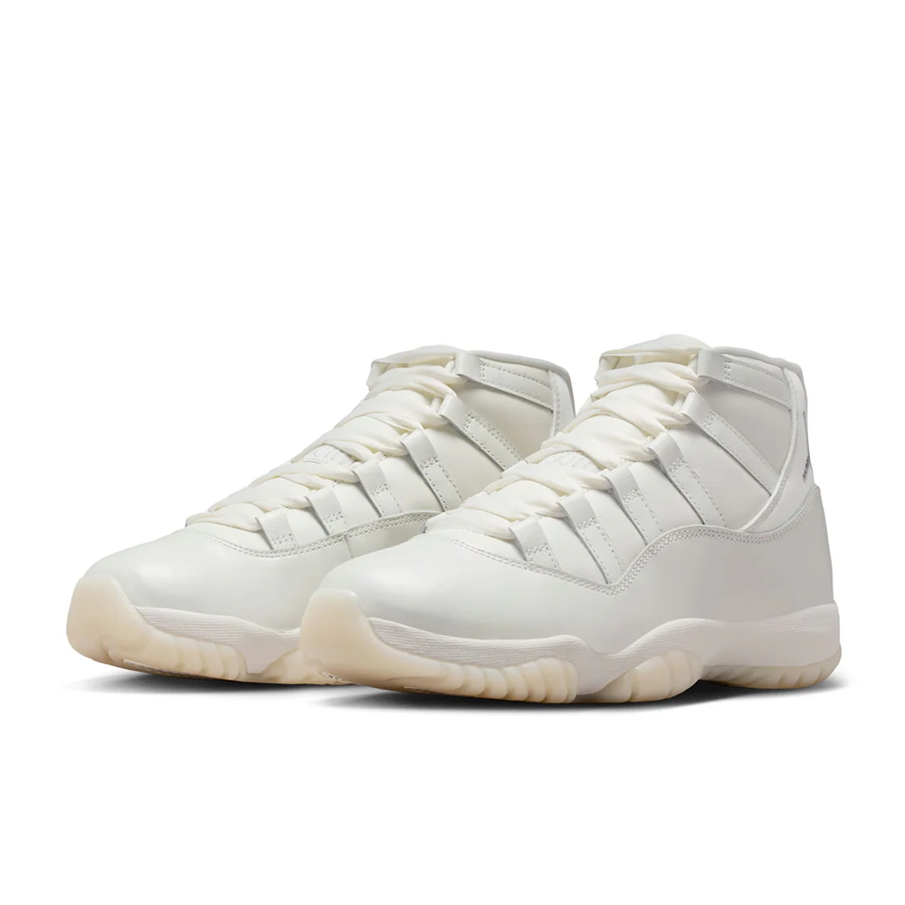 Women's Air Jordan 11 Retro 'Pearl' - AR0715-110