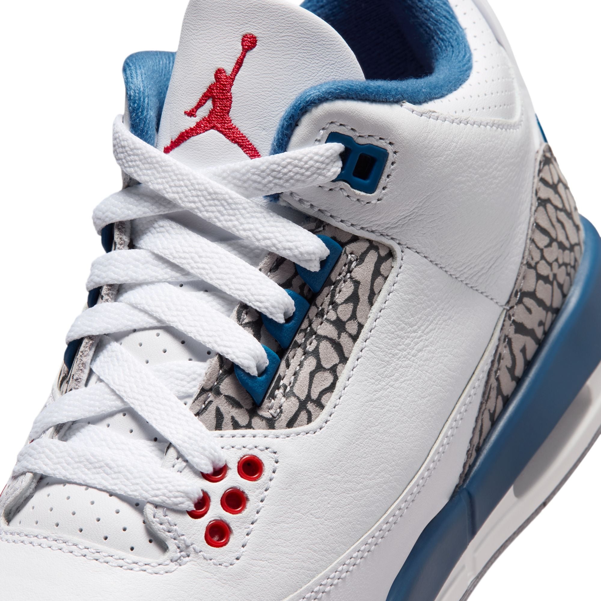 Grade School Air Jordan 3 Retro "True Blue" - DM0967-104