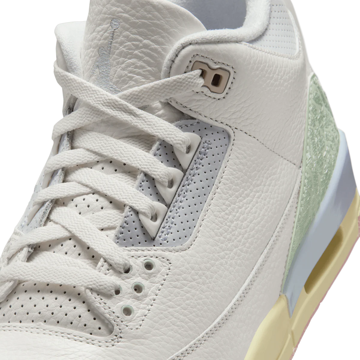 Men's Air Jordan 3 Retro 'Spring Is In The Air' - IF4396-100