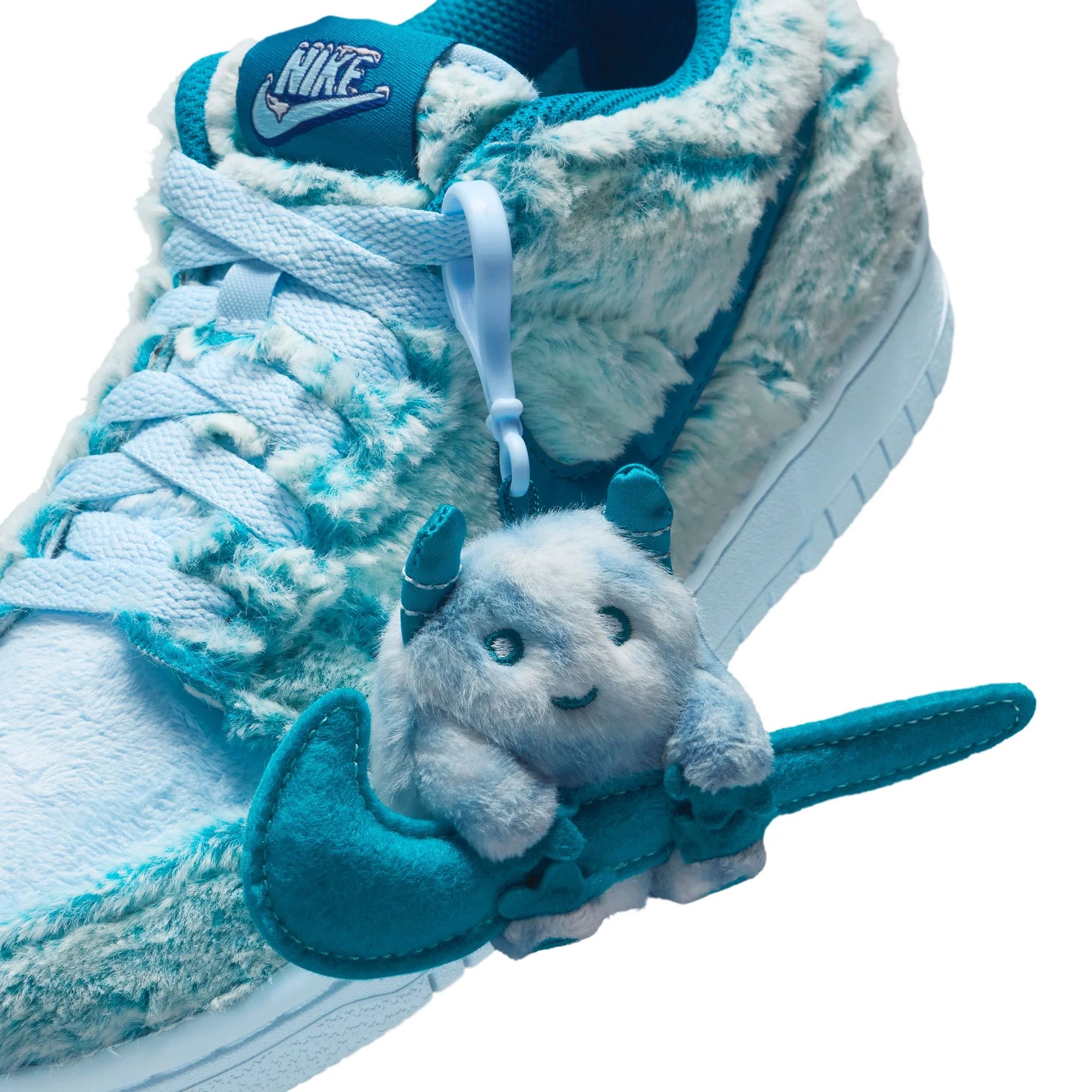 Grade School Nike Dunk Low BG 'Abominable Snowman' - IM7171-301