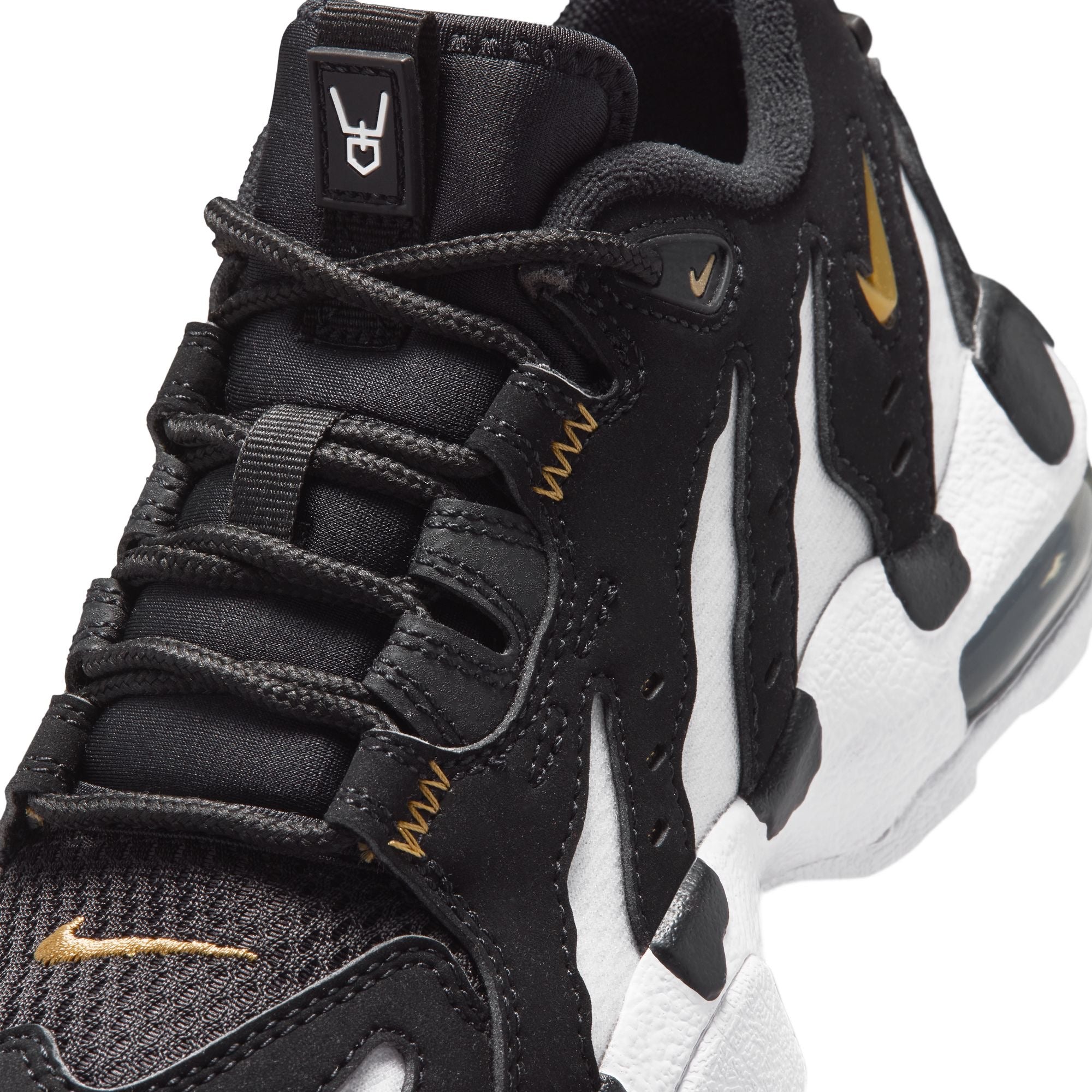 Grade School Nike Air DT Max '96 Low 'Black/Metallic Gold' - IR4714-001