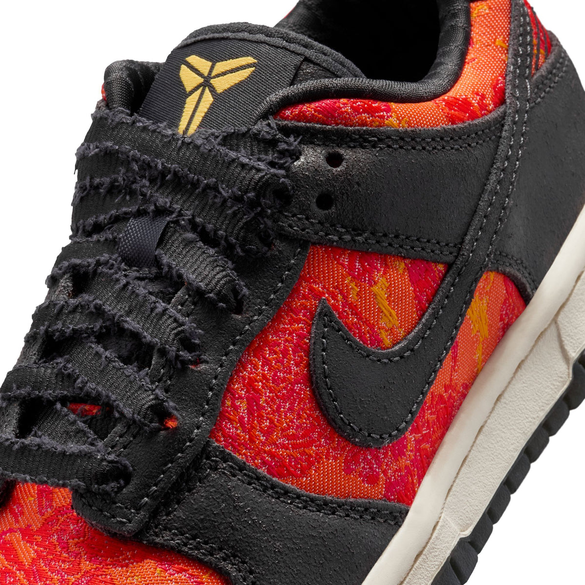Grade School Nike Kobe Dunk Low ‘Mamba Eterno’ - IW2225-001