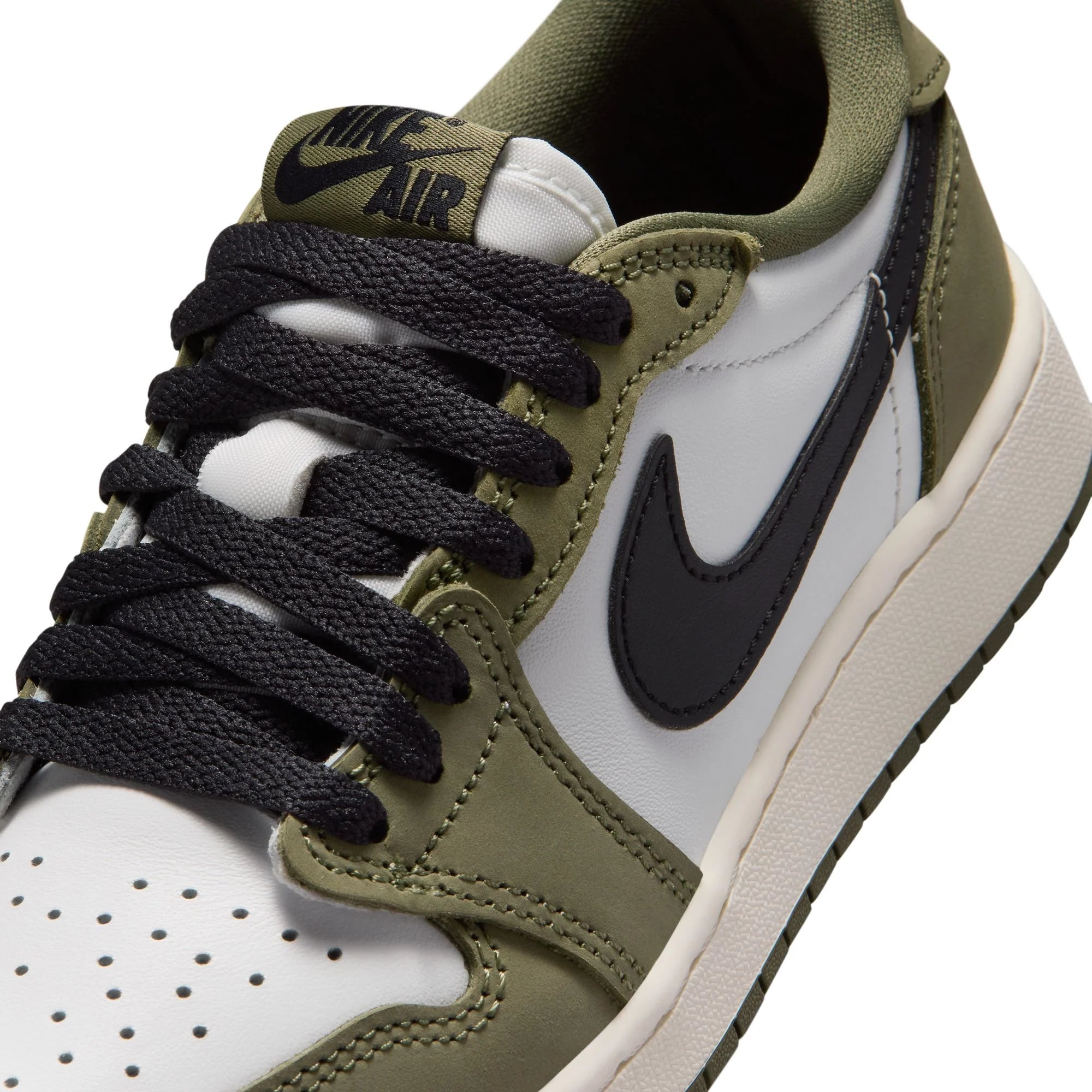 Grade School Air Jordan 1 Retro Low OG 'Medium Olive' - HQ6999-200