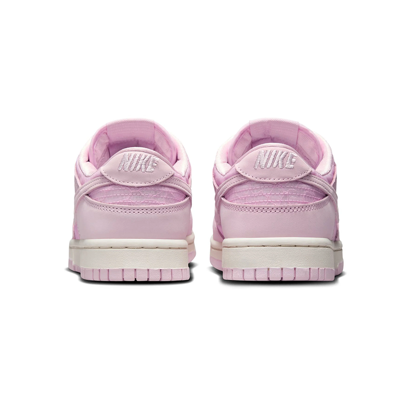 Wmns Nike Dunk Low -Pink Pearl Lace-HJ5870-600