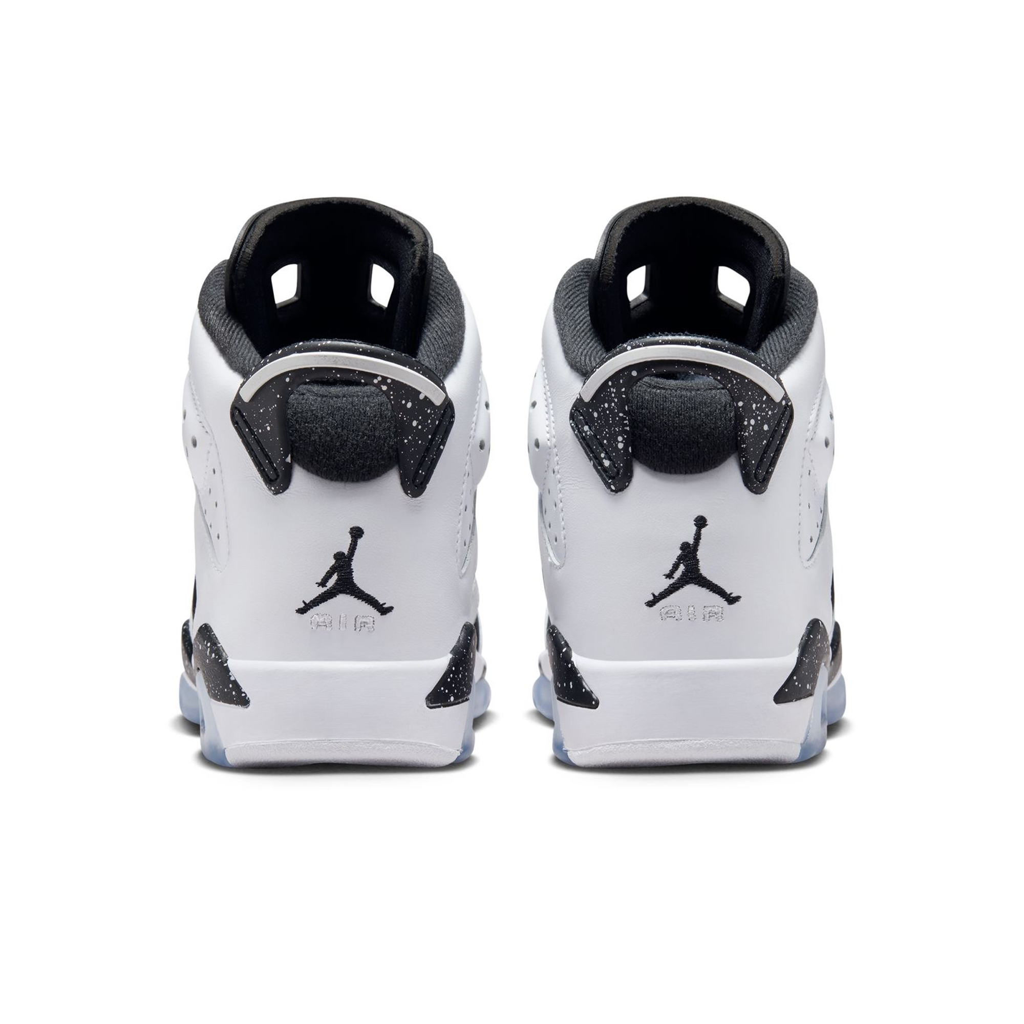 Grade School Air Jordan 6 Retro 'Oreo' -384665-108