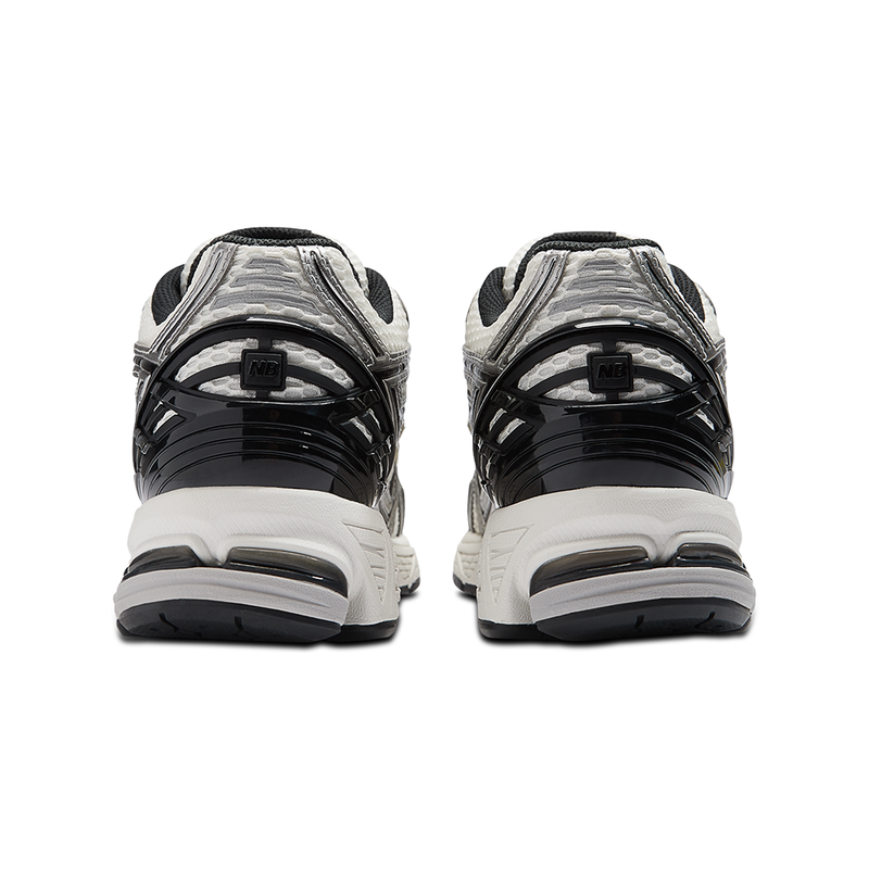 New Balance 1906R 'Silver/Black' -M1906RER