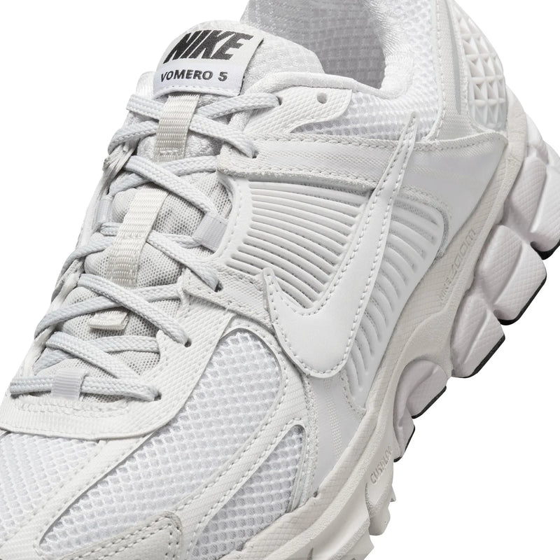 Nike Vomero 5 "White/vast Grey-black-sail" -HF6998-100 (GS)