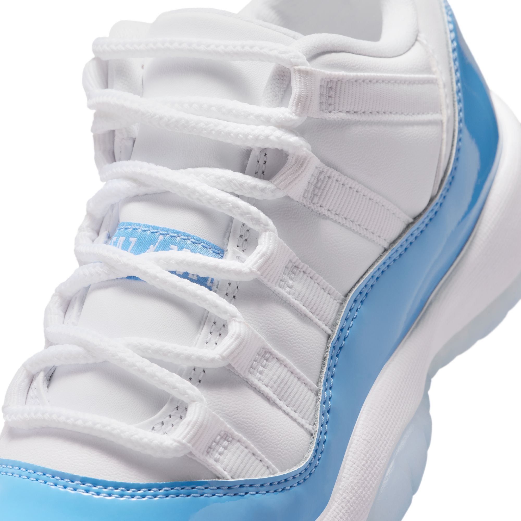 Grade School Air Jordan 11 Retro Low 'University Blue' -FV5121-100