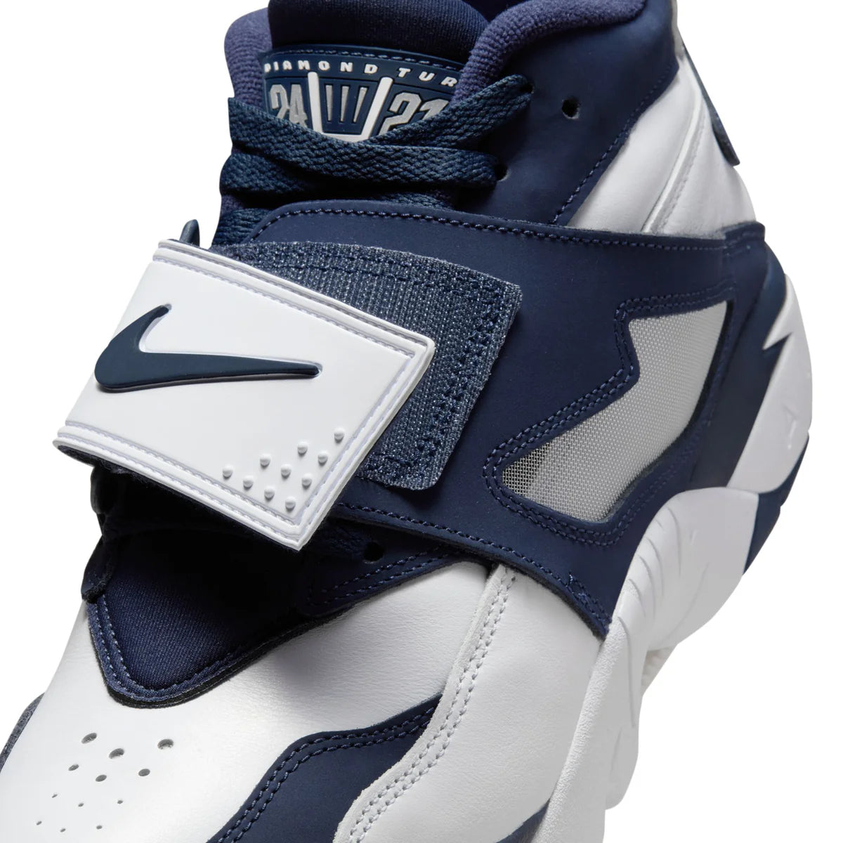 Men's Nike Air Diamond Turf 'Cowboys' - FZ8224-101
