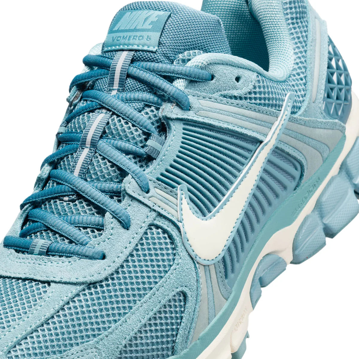 Men's Nike Zoom Vomero 5 'Denim Turquoise' - HF1553-400