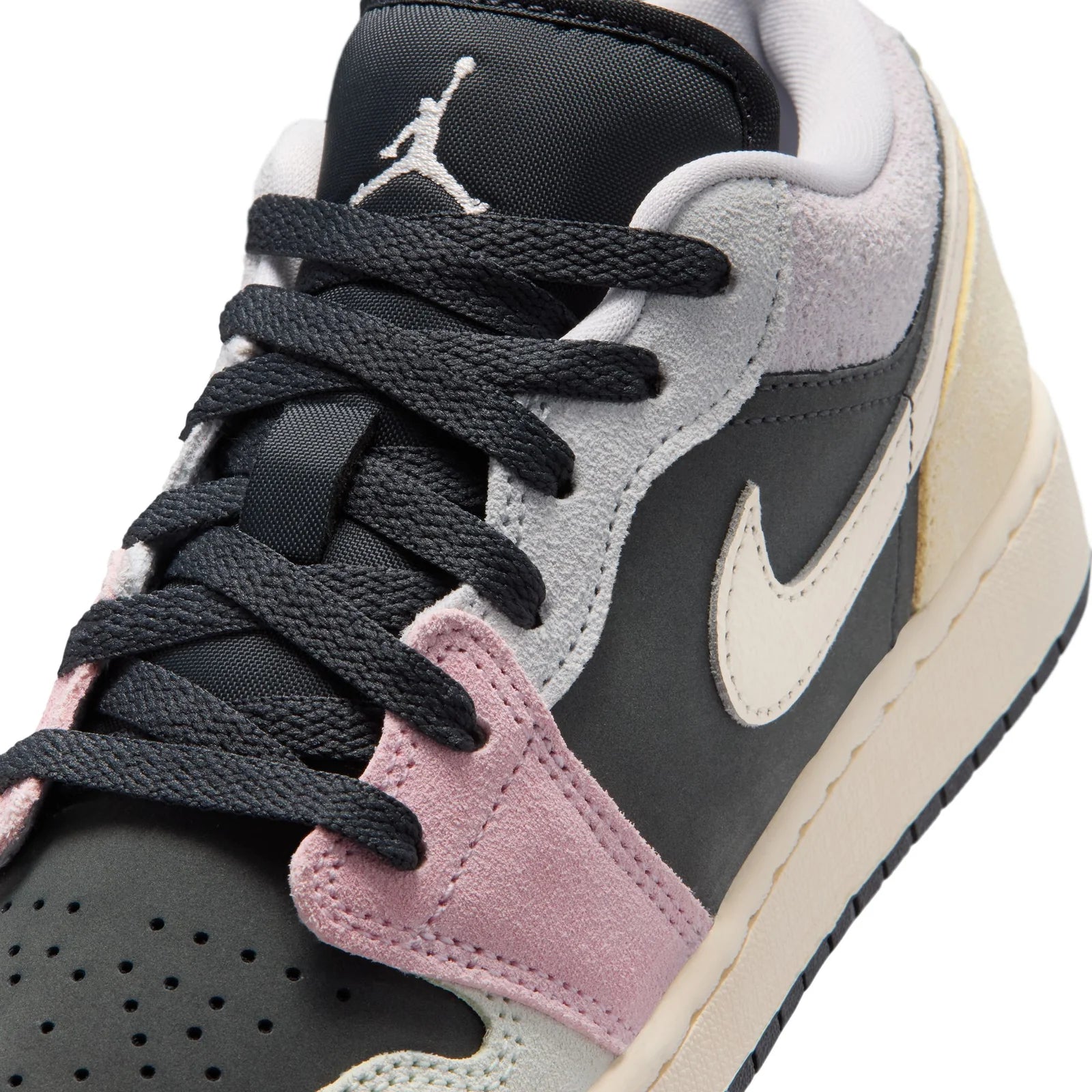 Grade School Air Jordan 1 Low SE - IB7111-004