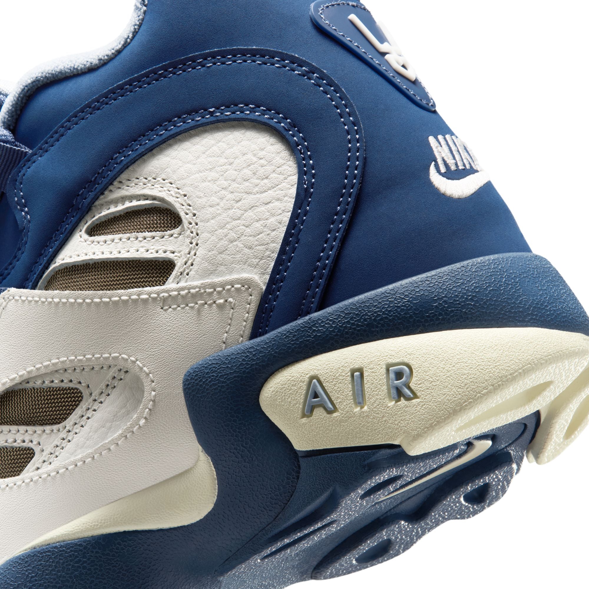 Men's Nike Air Diamond Turf 2 'Royals' - II7080-100
