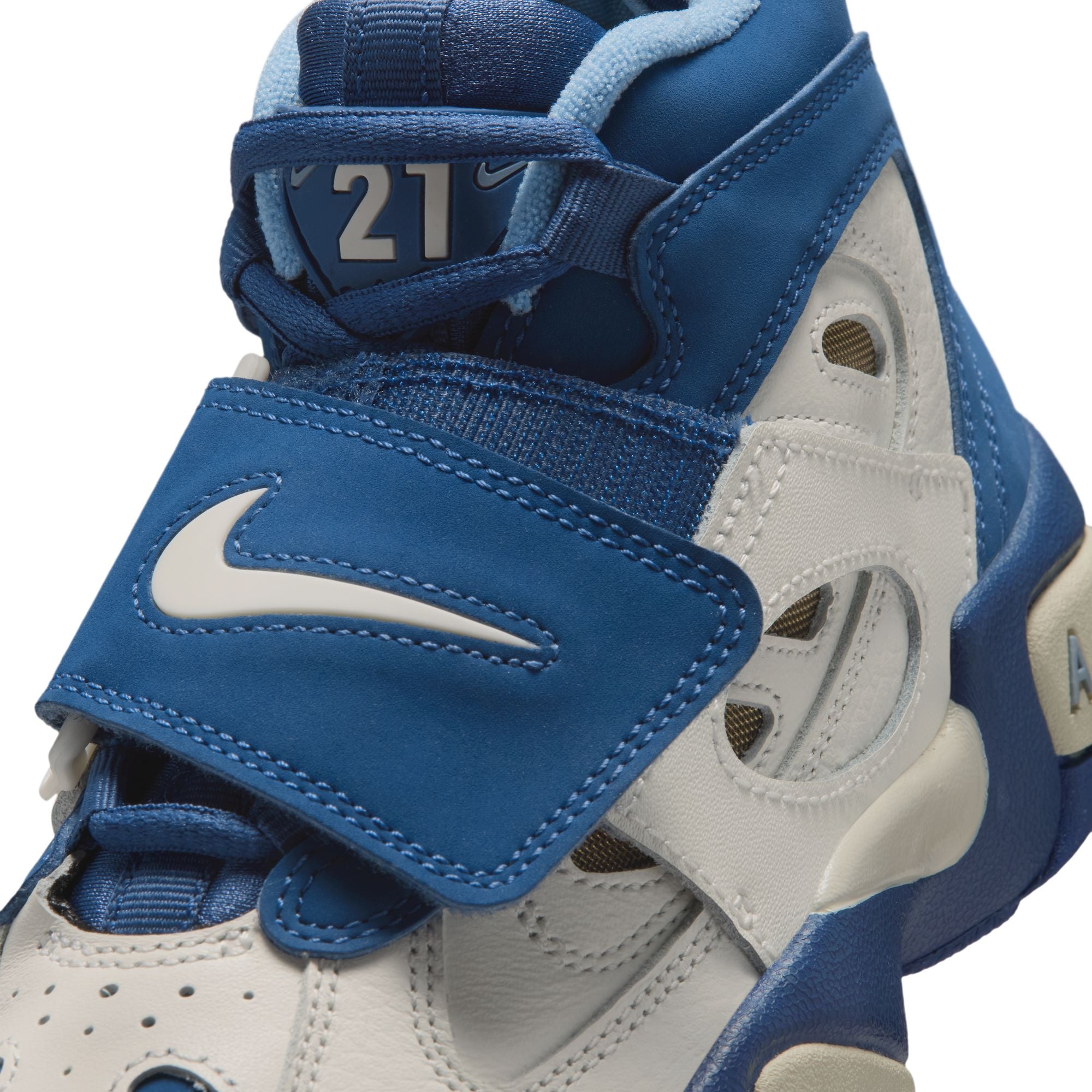 Grade School Nike Air Diamond Turf II 'Royals' - IR4727-100