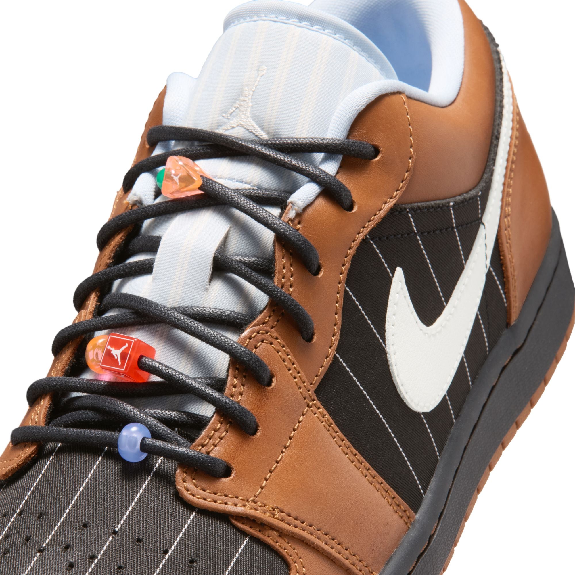 Men's Air Jordan 1 Low SE 'Black/sail-black-lt British Tan' - IR7560-010