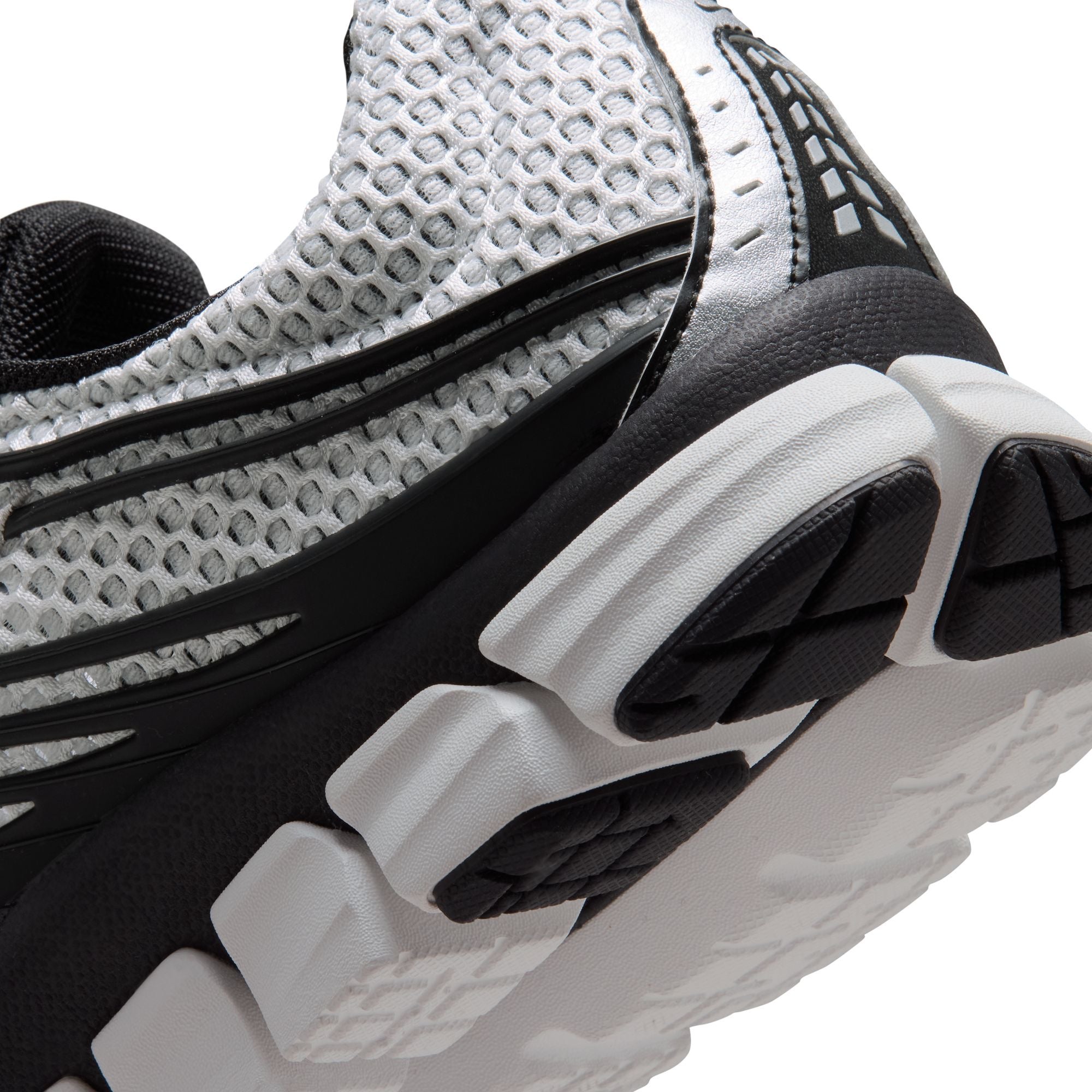 Men's Nike Zoom Skylon 11 'White/Black' - IU1869-101
