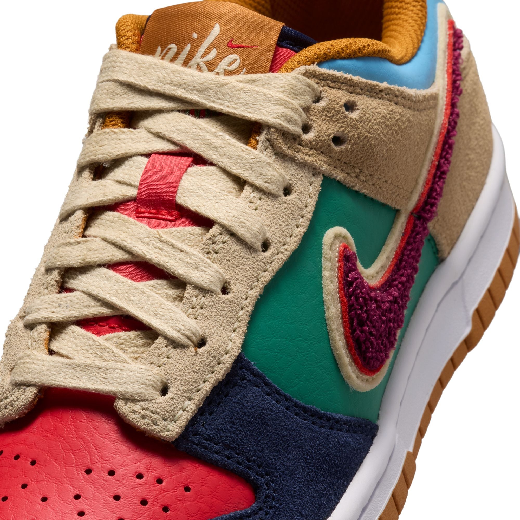 Grade School Nike Dunk Low BG 'Mismatch' - IV6203-410