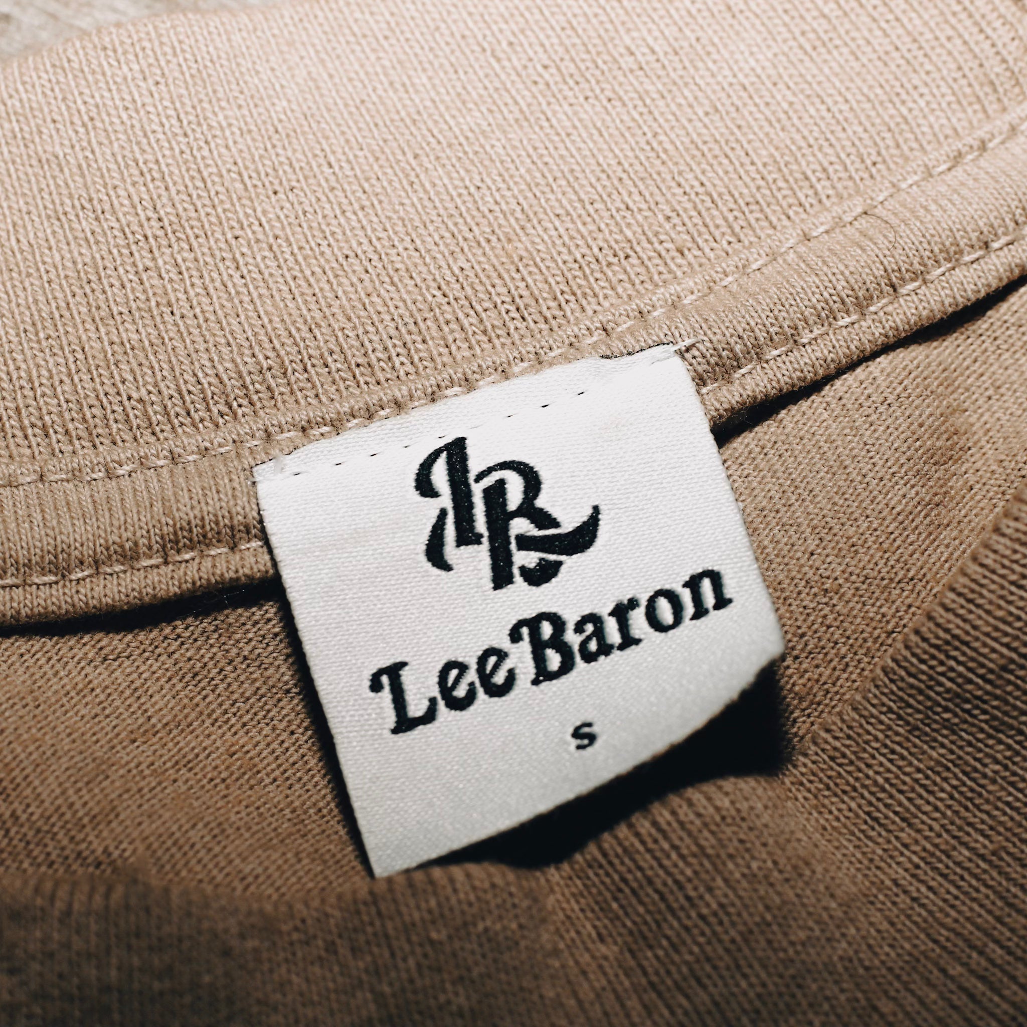 LEE BARON 'HUNTSVEGAS' 2.0 TEE-BLACK