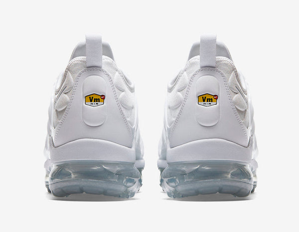 NIKE AIR VAPORMAX PLUS 'WHITE PLATINUM' - 924453-100